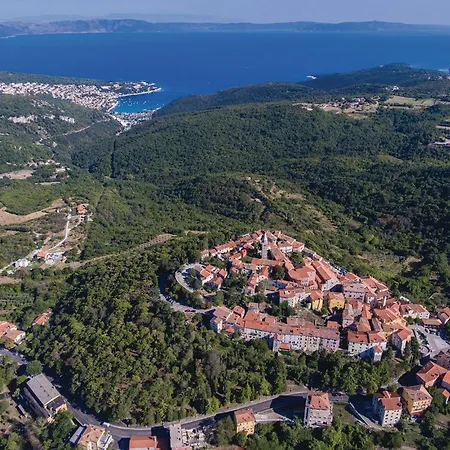 1 Bedroom Amazing In * Rabac